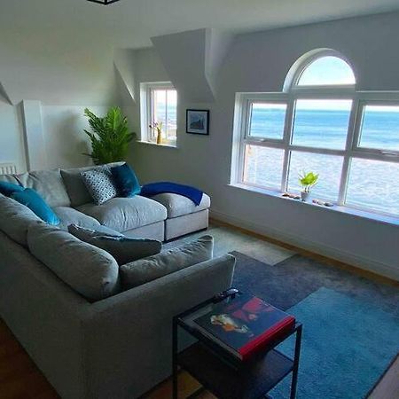 Sound Of The Sea - Penthouse In Portrush Apartment ภายนอก รูปภาพ