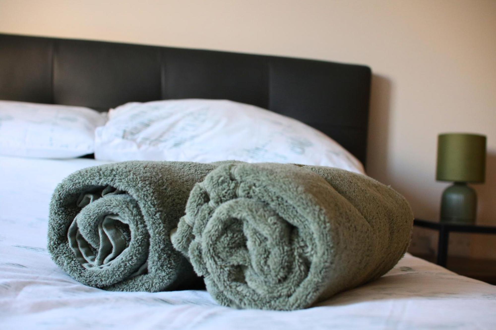 Sound Of The Sea - Penthouse In Portrush Apartment ภายนอก รูปภาพ