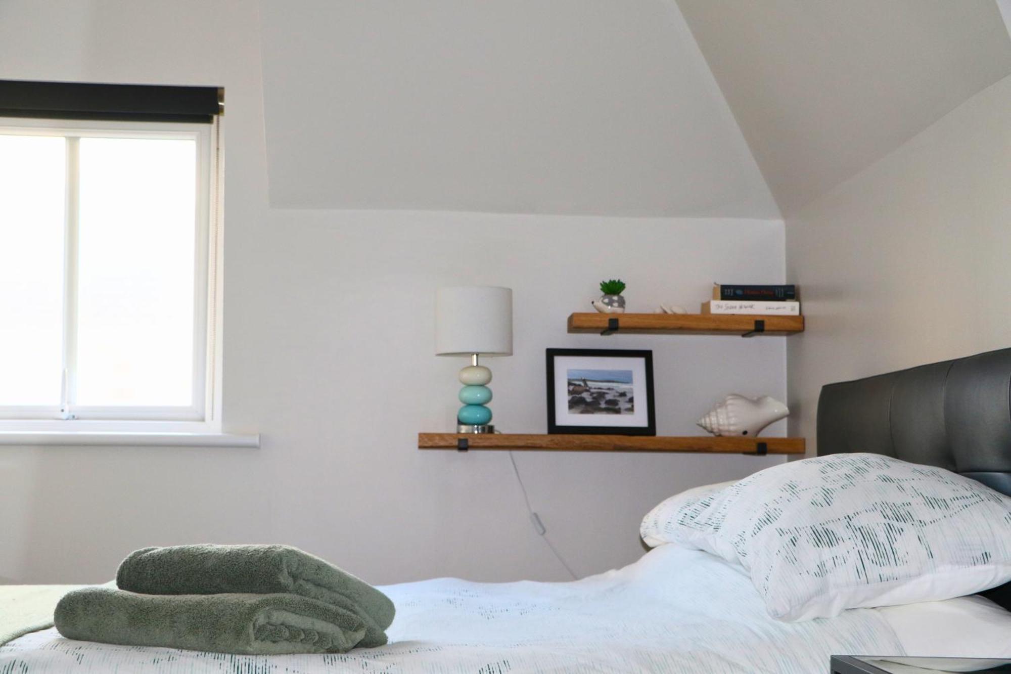 Sound Of The Sea - Penthouse In Portrush Apartment ภายนอก รูปภาพ